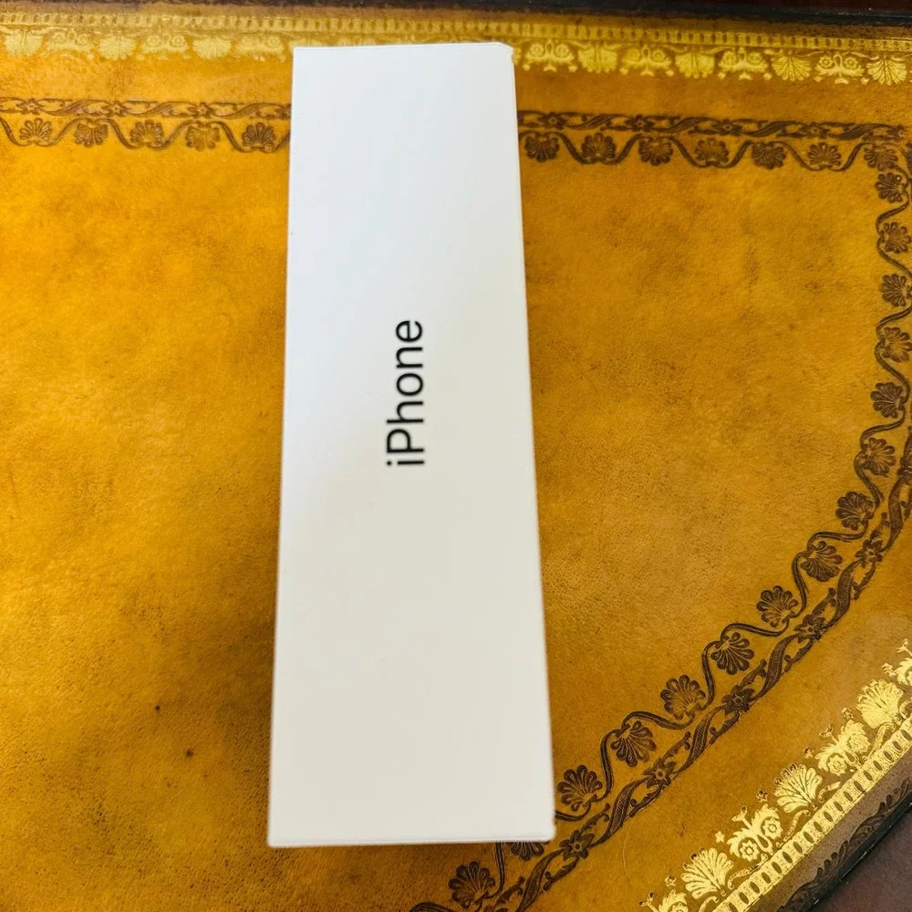 Apple IPhone Xs 128GB BOX ONLY with Manual
